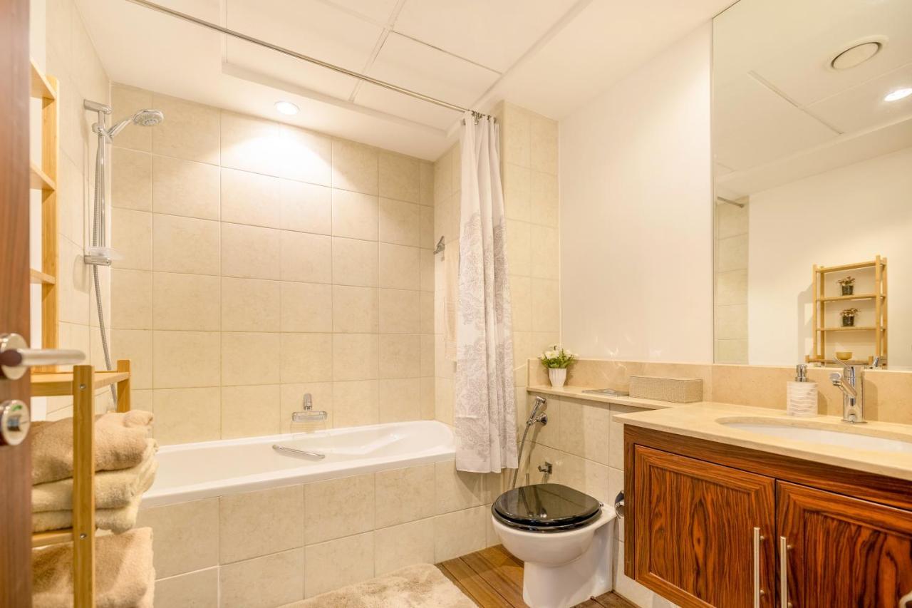 Burj Residences T3 Premium Apartment Dubai Bagian luar foto